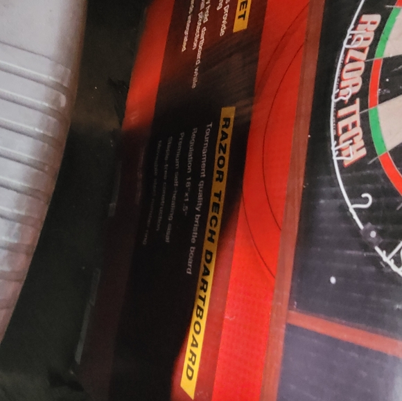 Accudart stadium cabinet dart board - Picture 3 of 5